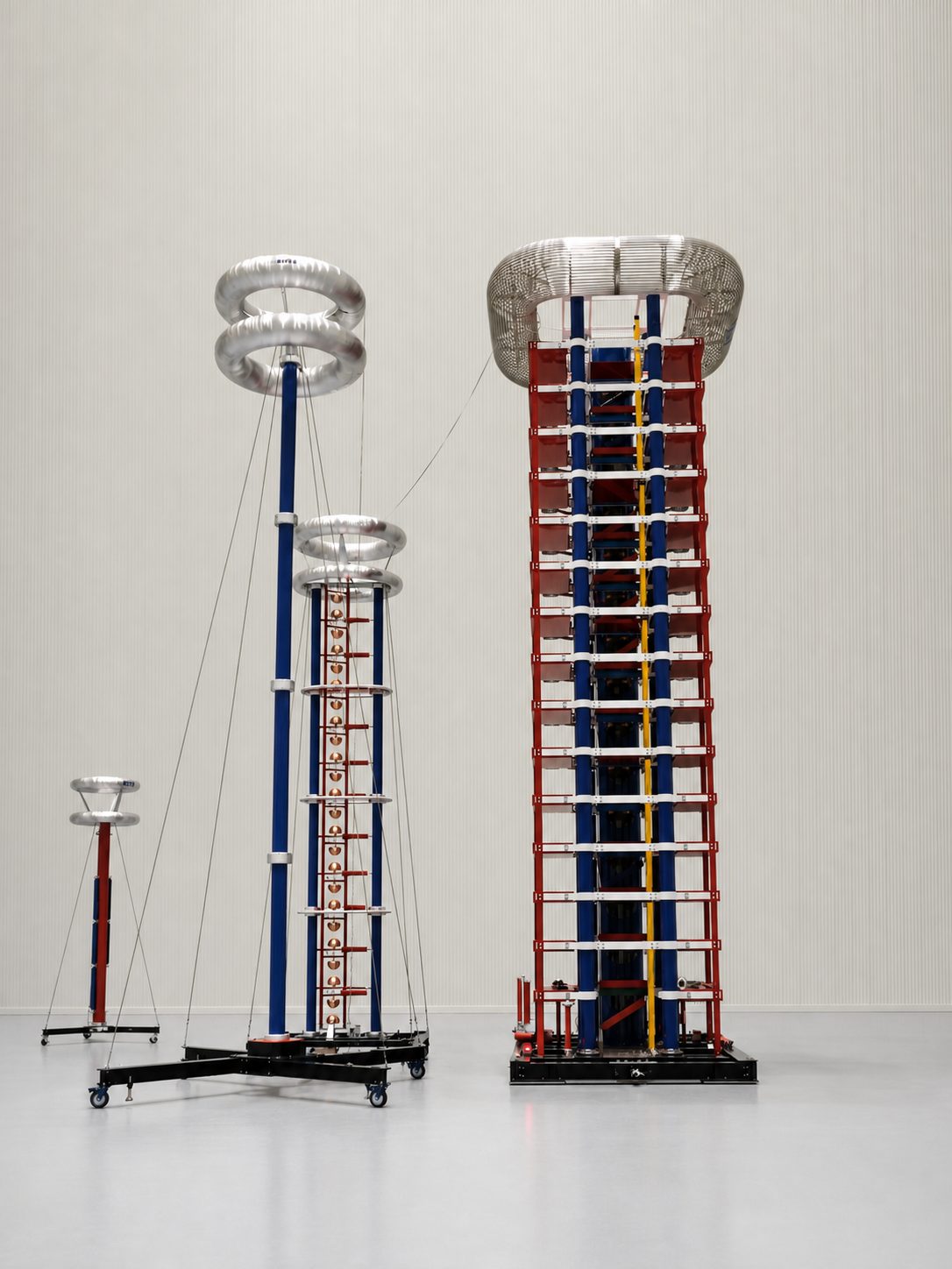 Marx-stage lightning impulse generator and damped voltage divider